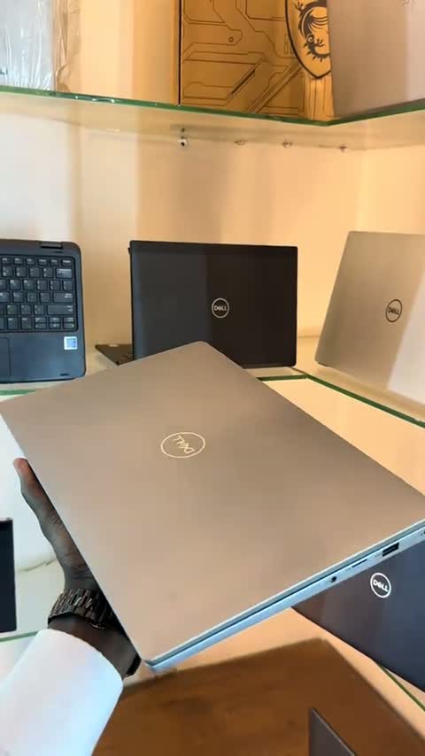 Cover ya Laptop Nyembamba